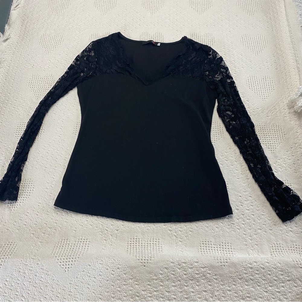 DJT Black Long Sleeve w/ Mesh Sleeves (L)